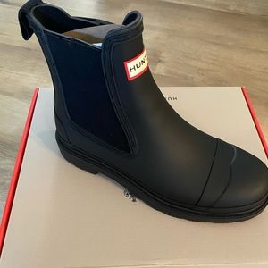 Hunter Commando Chelsea Boots
